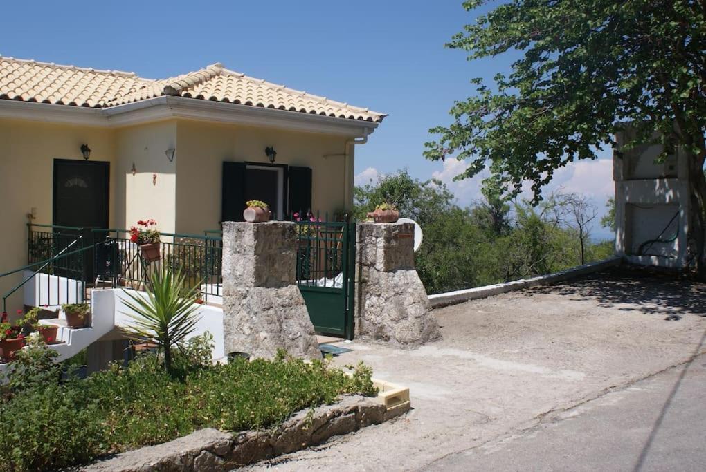 Kalamítsi Alexandra'S Apartment מראה חיצוני תמונה